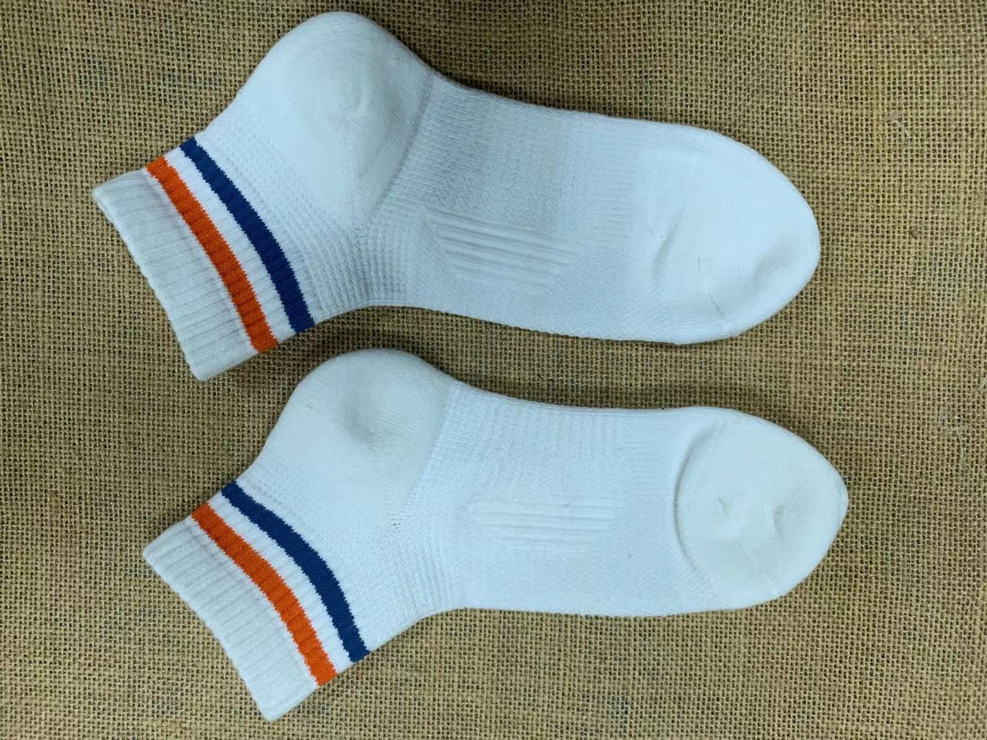 Thick white cotton socks hand-love-004